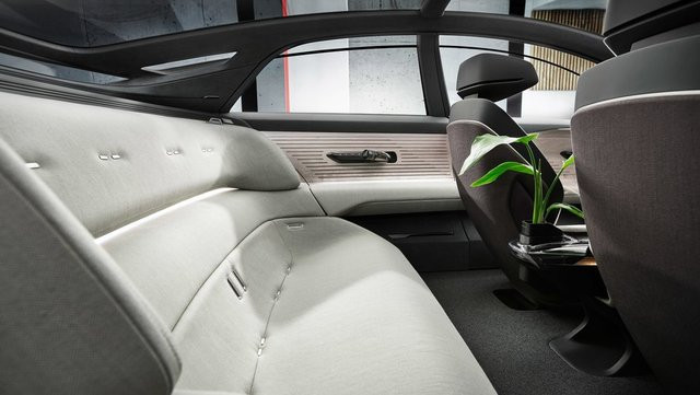 Geleceğin otomobilleri Münih Otomobil Fuarı'nda ortaya çıktı