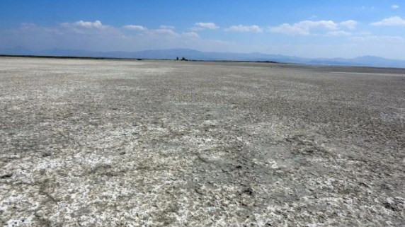 Van Gölü’ndeki çekilme 1 kilometreyi aştı