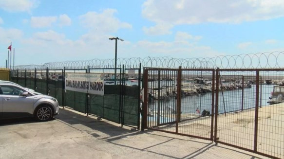 İstanbul'da 'tsunamiden kaçış' tabelaları