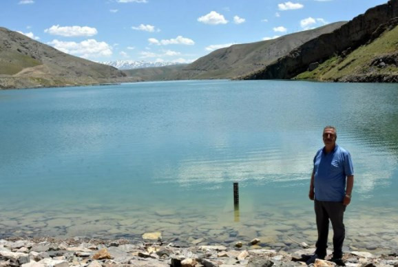 Van'da kuraklık nedeniyle Zernek Baraj Gölü taban seviyeye indi