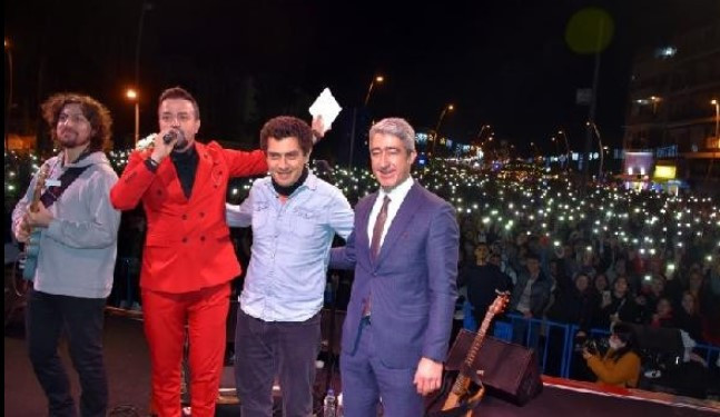 2022'ye coşkulu karşılama
