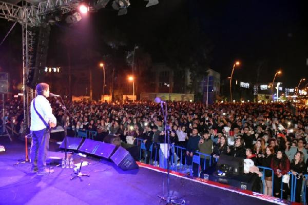 2022'ye coşkulu karşılama