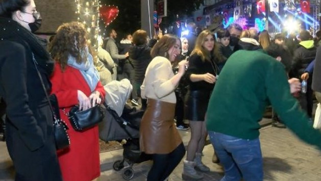 2022'ye coşkulu karşılama