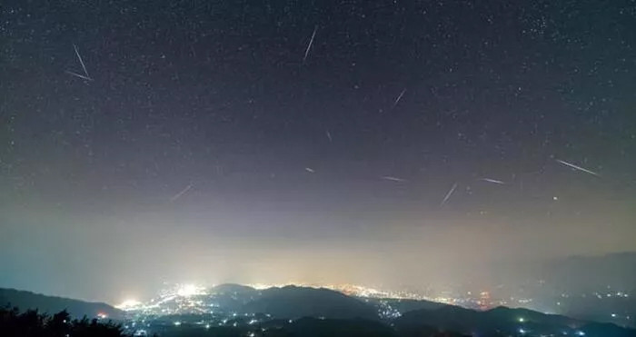 Gök taşı yağmurlarının sırları neler?