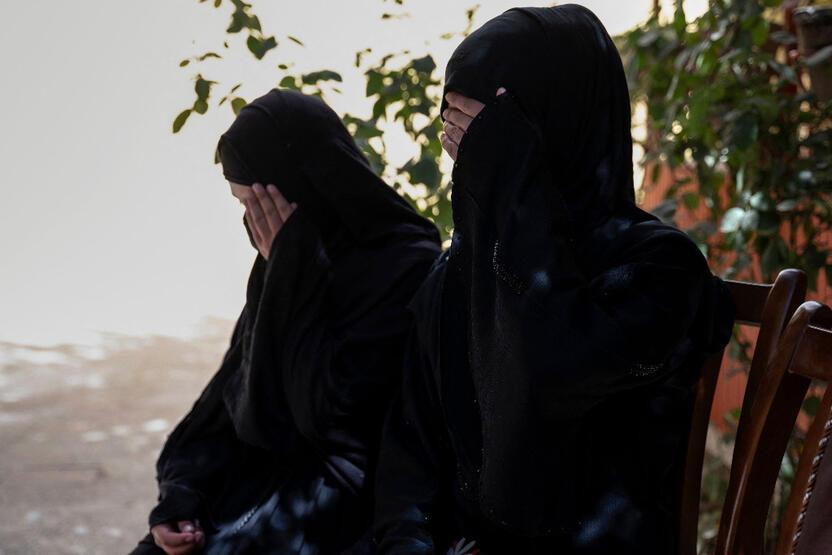 Taliban'dan kadınlara bir darbe daha: Yeni yasak açıklandı!