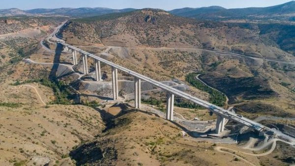 Mesafe 2 saat 15 dakikaya düşecek: Kesintisiz ulaşım köprüsü!