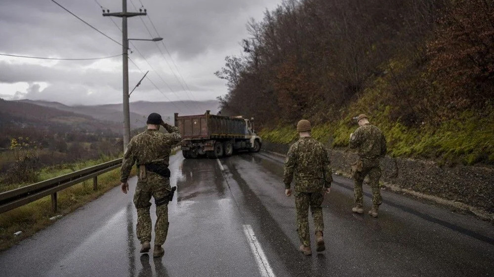 Kosova'da tansiyon yine yükseldi: ABD, NATO ve AB'den itidal çağrısı!
