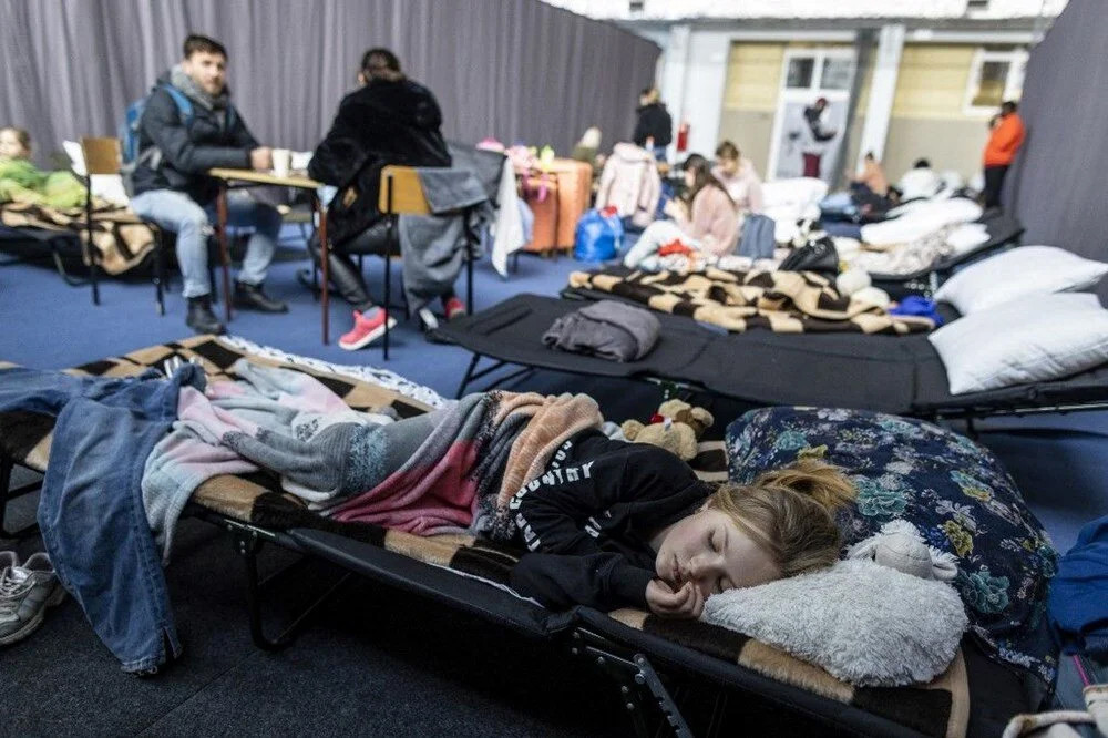 Ukrayna'dan kaçış: Fotoğraflarla mültecilerin dramı!