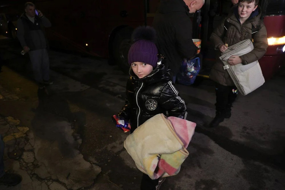 Ukrayna'dan kaçış: Fotoğraflarla mültecilerin dramı!