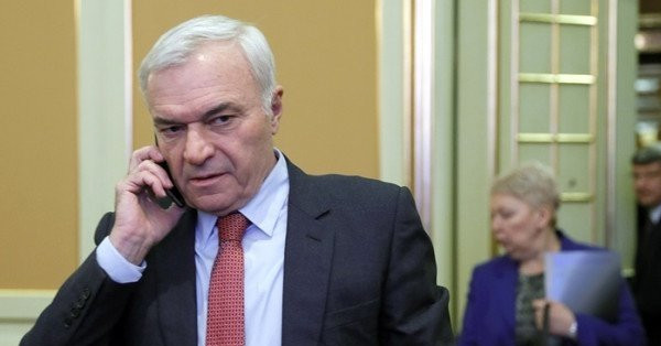 Rus oligarklara bir darbe daha: 350 maddelik yeni yaptırım listesi!