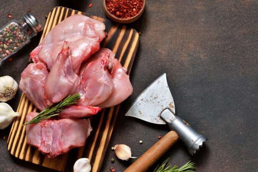 Uzmanı yanıtladı: Kanlı et yıkanır mı? Kurban eti nasıl tüketilmeli?