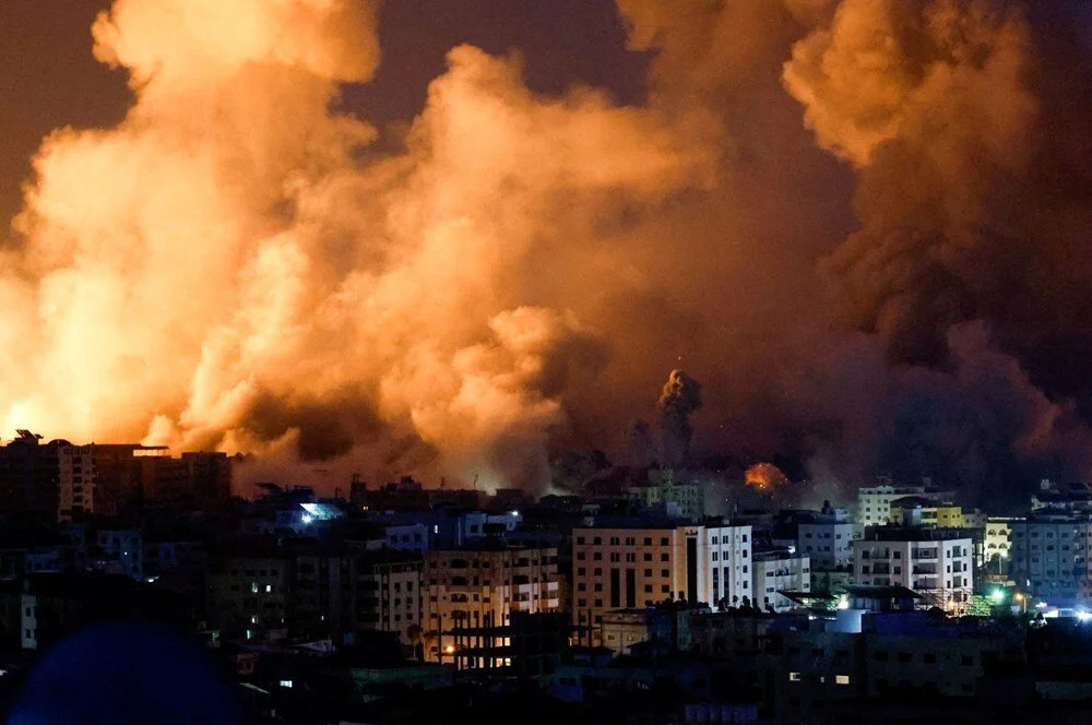Çatışmalarda 4. gün: Gazze'de tam abluka ilan edildi!