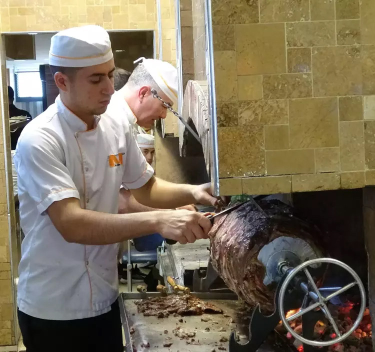 İşte dünyanın en iyi 100 lezzeti: Cağ kebabı kaçıncı sırada?
