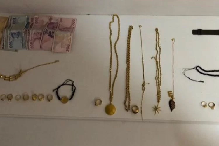 Hatay'da kuyumcu yağmaladılar... İstanbul'da yakalandılar!