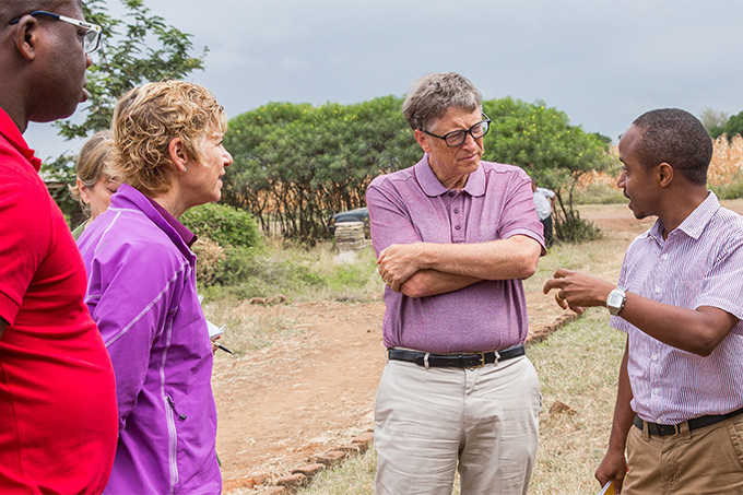 Bill Gates Asya ülkesini gösterdi: İşte krizden çıkışın adresi... 