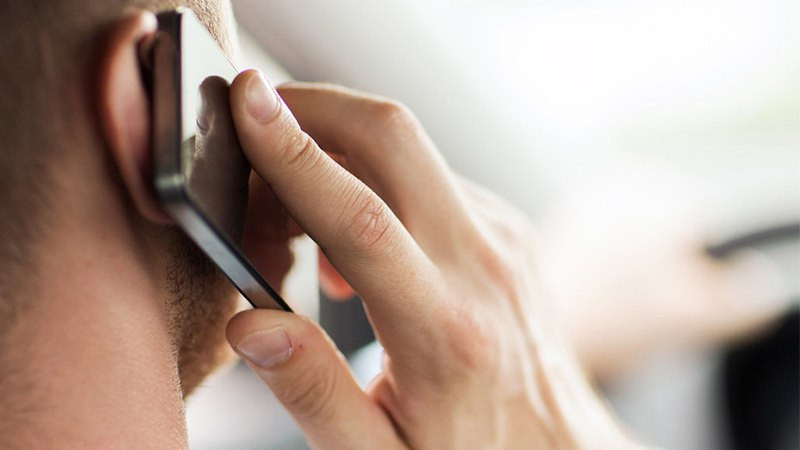 Telefonla görüşme süresi hastalık riskini artırıyor!