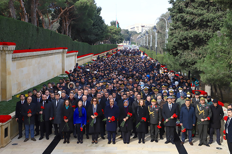 Azerbaycan'da Kanlı Ocak kurbanları yad edildi 