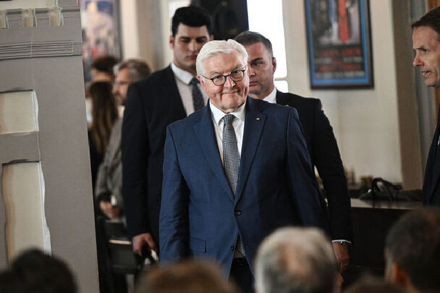 Almanya Cumhurbaşkanı Steinmeier, döner kesti!