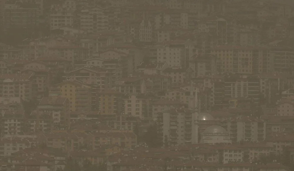 Meteoroloji'den 35 ile toz taşınımı uyarısı!