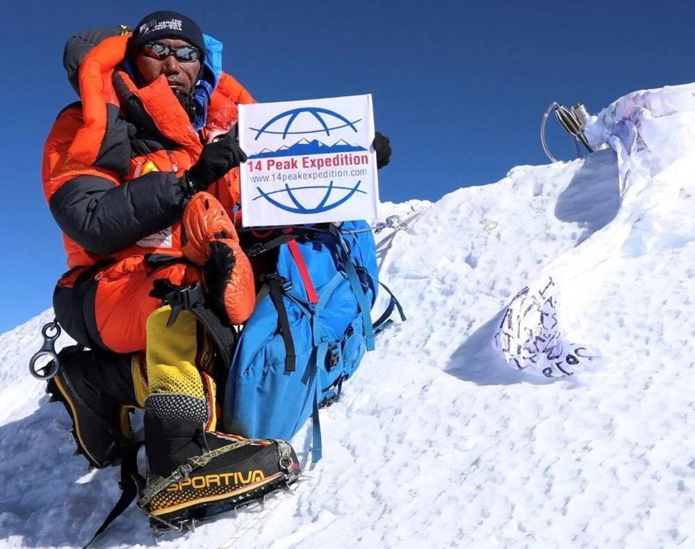 29. zirve rekorunu kırdı: 'Everest Adam'