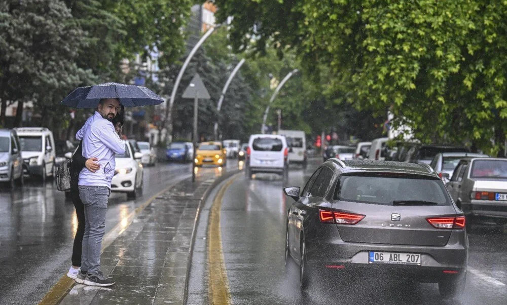 Bunaltan sıcaklara yağmur molası!