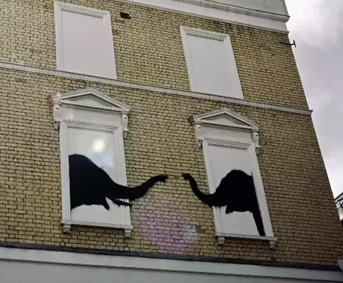 3 yeni eserde gizemli mesaj: Banksy fırtınası!