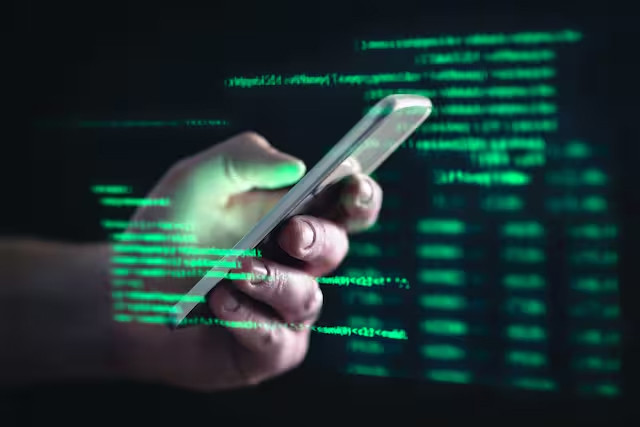 CMG raporları şaşkına çevirdi: Telefonlarımız gerçekten dinleniyor mu?