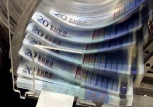 Para yöneticilerinde dolar tahminleri