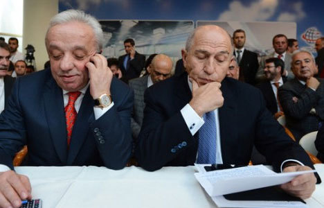 Dev projeler zorda, gözler kurda