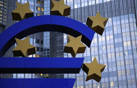 Para yöneticilerinde dolar tahminleri