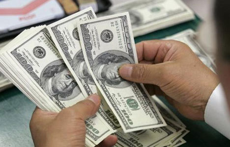 Para yöneticilerinde dolar tahminleri