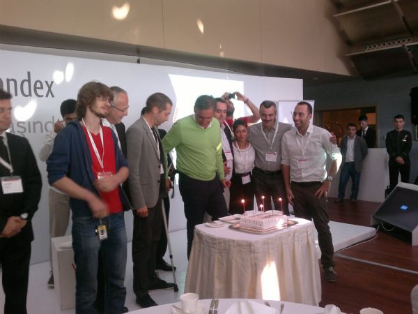 Yandex 1 yaşında!