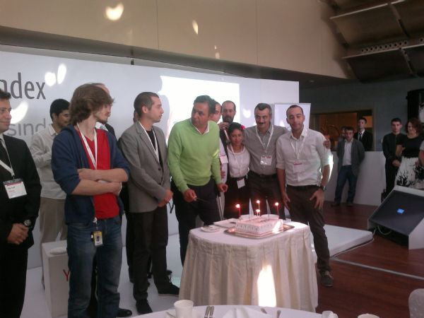 Yandex 1 yaşında!