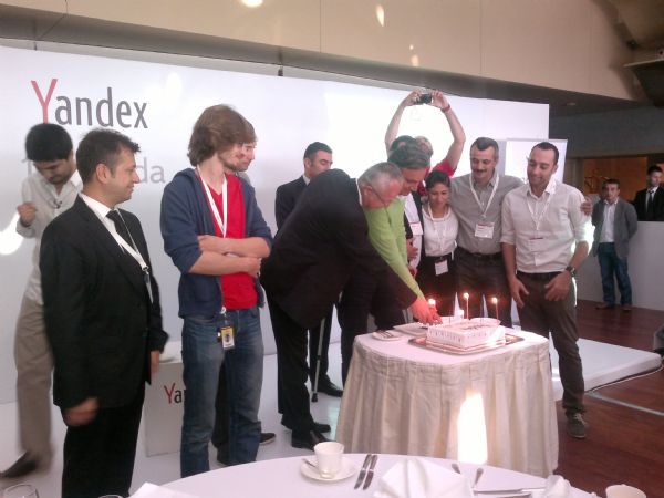 Yandex 1 yaşında!