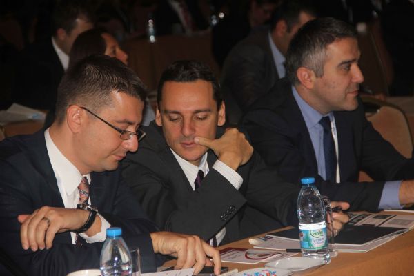 Active ACADEMY 10. Uluslararası Finans Zirvesi