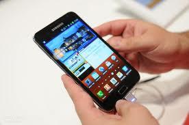 Galaxy Note 8.0 geliyor