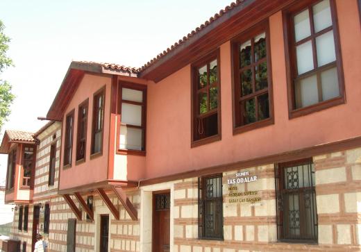 Nerede kalinir ne yapilir nasil gidilir