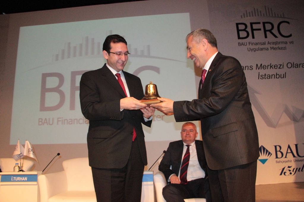 Bahçesehir ünv finans uygulama merkezi açildi