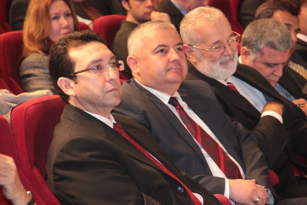 Bahçesehir ünv finans uygulama merkezi açildi