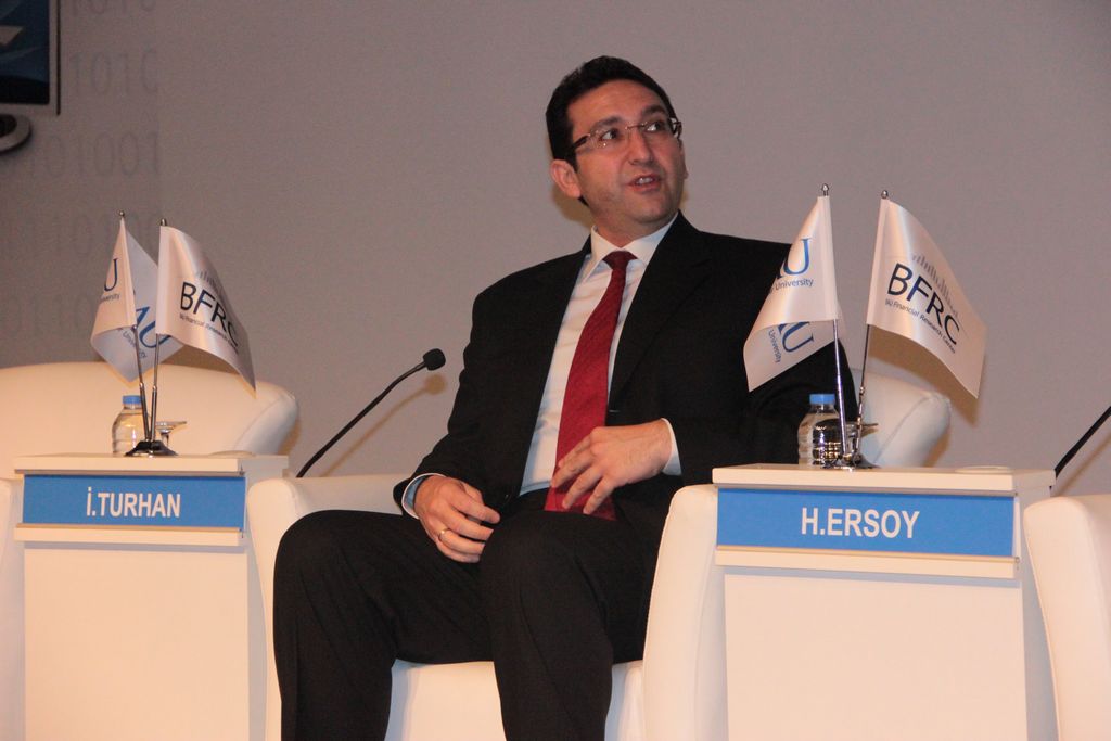 Bahçesehir ünv finans uygulama merkezi açildi