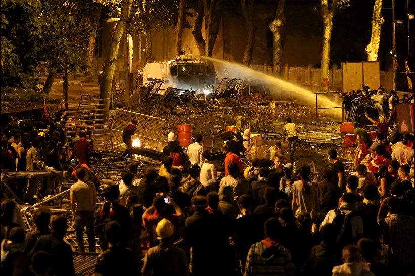 Dolmabahçe'de Bitmeyen Gece 