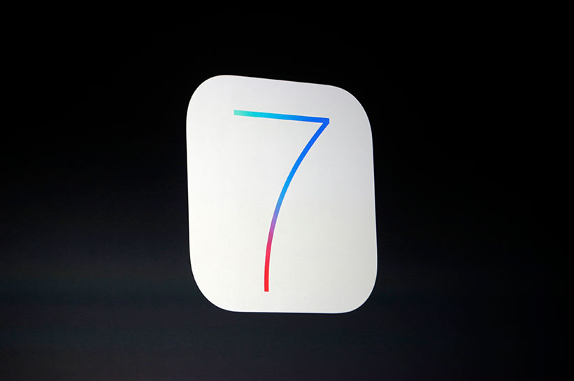 Apple iOS 7'yi resmen tanıttı 