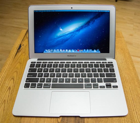 Apple yeni bilgisayarlarını tanıttı