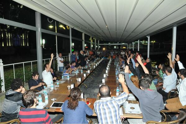 İstanbul Valisi Eylemcilerle Bir Araya Geldi