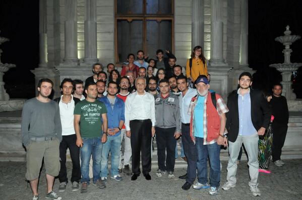 İstanbul Valisi Eylemcilerle Bir Araya Geldi