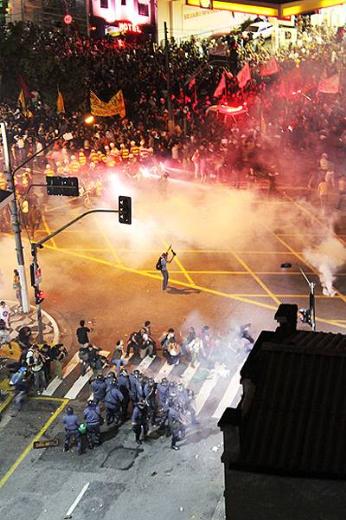 Brezilya'daki eylemden Türkiye'ye destek
