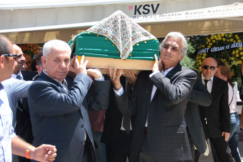 Ünlü Bankacı Nafiz Karadere'nin Acı Günü