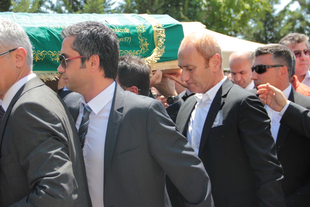 Ünlü Bankacı Nafiz Karadere'nin Acı Günü