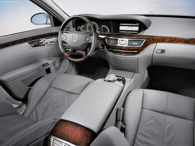 Mercedes S serisi görücüye çıktı