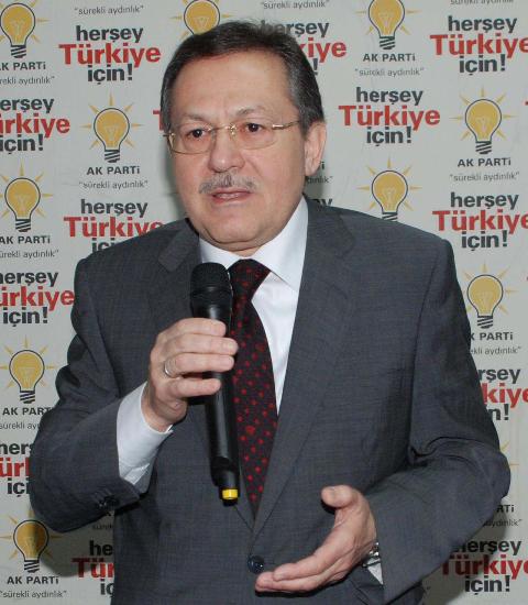 İşte AK Parti'de aday olamayacak 73 isim